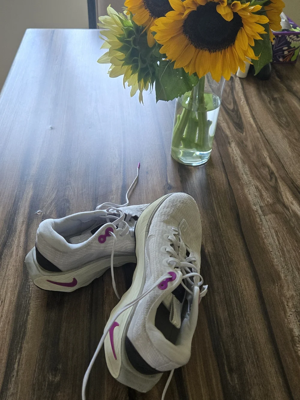 Nike Motiva Walking Sneakers